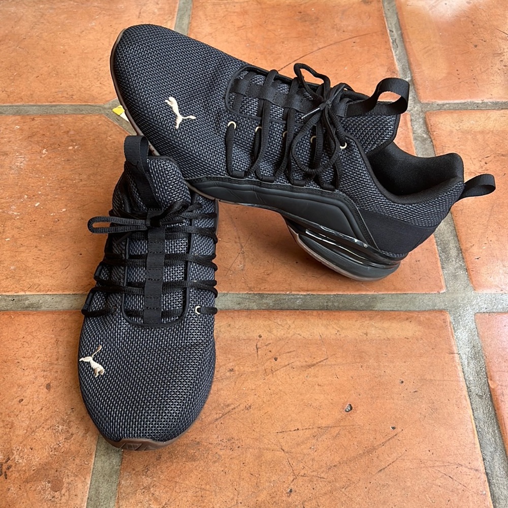Mens size 14 Puma